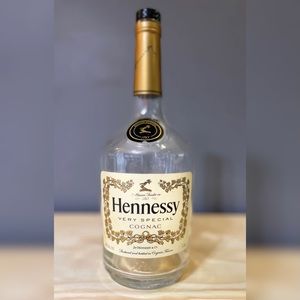 Hennessy 1 liter empty liquor bottle